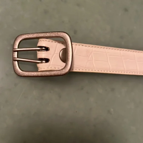 Volcom whir belt with silver hardware skater girl must have! 🖤😉🖤 - Picture 1 of 8